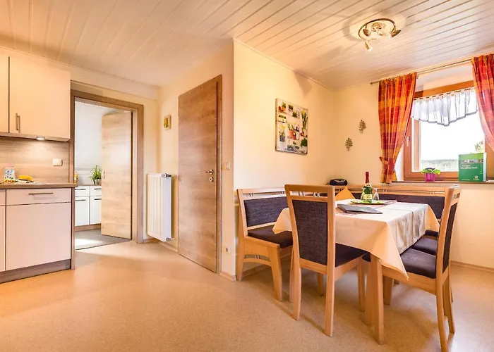 Bartlhof-ferienwohnungen-zimmer アパート *
